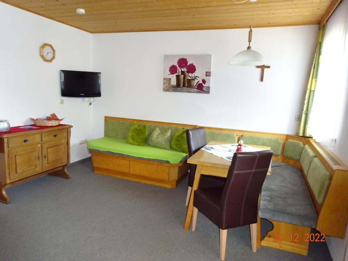 Haus Anna Apartment Tux Bagian luar foto